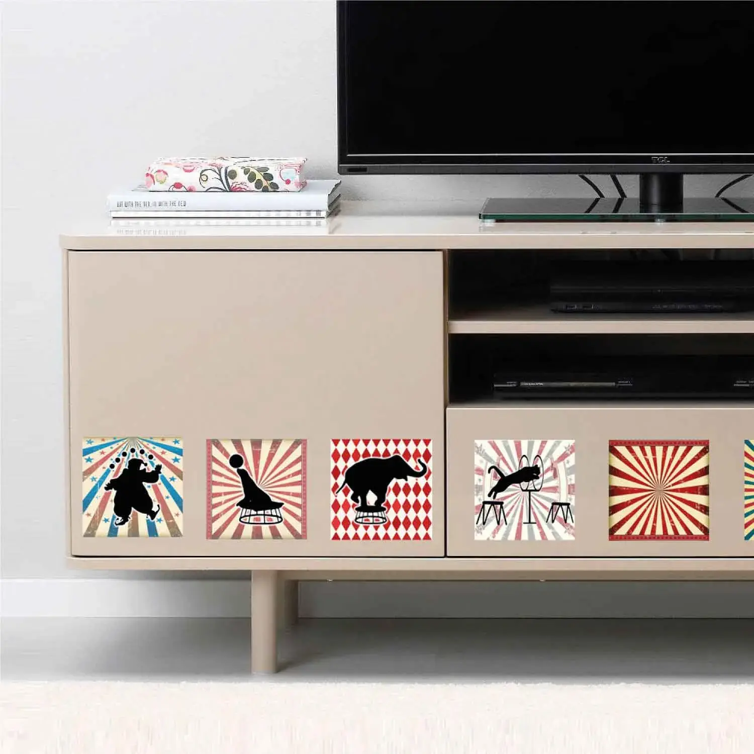 Vinil Autoadhesivo Circus 15x15 cm KANTU (Pack 9 Und.)